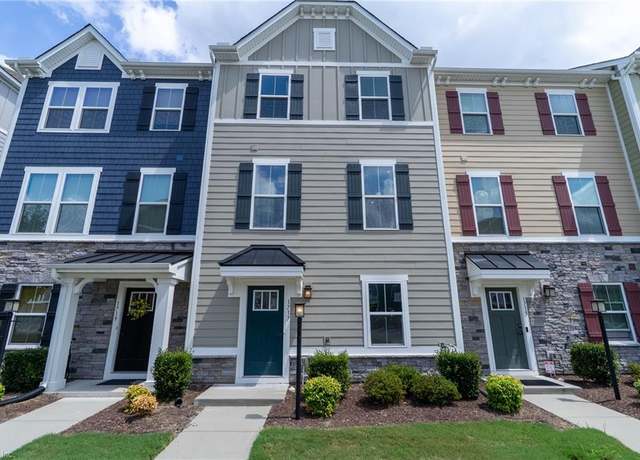 Property at 1717 Defiance Dr, Chesapeake, VA 23323, 3 beds, 2.5 baths