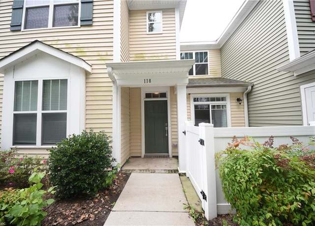 Property at 118 Fishers Ct, Hampton, VA 23666, 2 beds, 2.5 baths