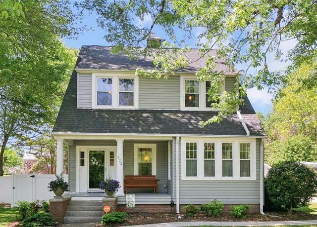 Property at 122 Nelson Dr, Newport News, VA 23606, 3 beds, 1.5 baths