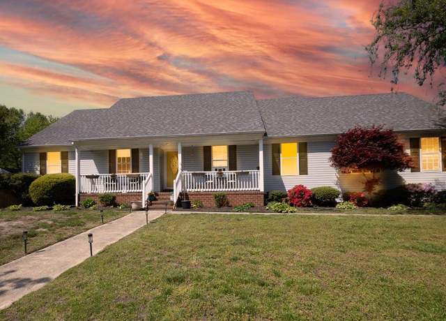 Property at 5401 Larkspur Rd, Portsmouth, VA 23703, 4 beds, 3 baths