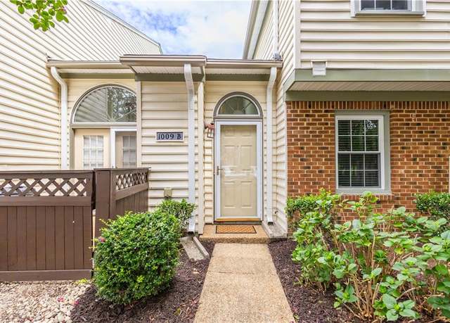 Property at 1009 Saint Andrews Way Unit B, Chesapeake, VA 23320, 1 bed, 1 bath