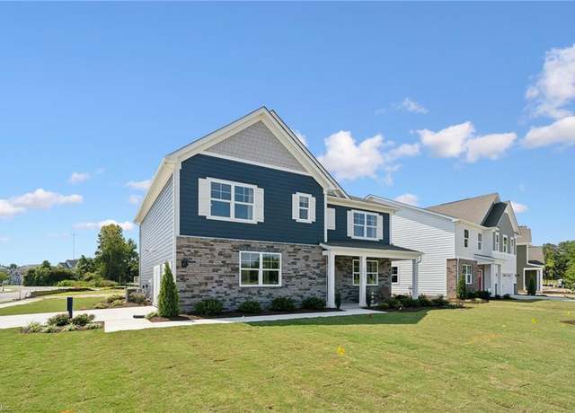 Property at 3009 Dalton Cir, Suffolk, VA 23435, 5 beds, 3 baths