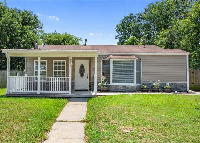 Property at 1408 Tatemstown Rd, Chesapeake, VA 23324, 3 beds, 2 baths