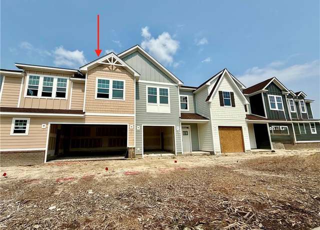 Property at 723 Flatrock Ln, Chesapeake, VA 23320, 4 beds, 2.5 baths