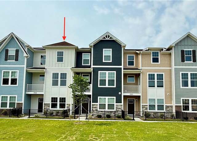 Property at 1066 Butte Ln, Chesapeake, VA 23320, 4 beds, 3.5 baths