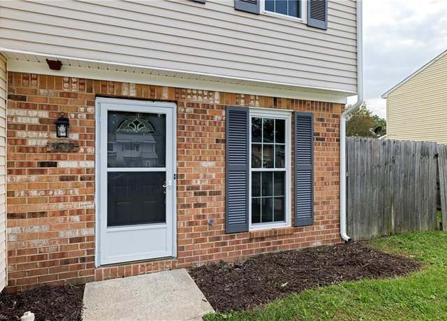 Property at 5639 Gregory Ct, Portsmouth, VA 23703, 2 beds, 1.5 baths