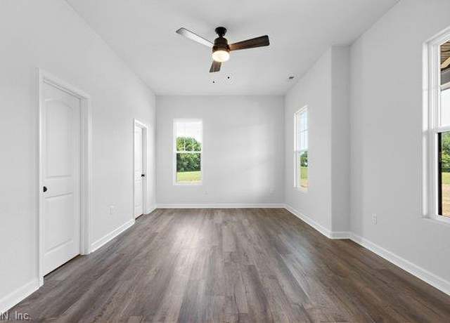 Property at 19 ac Grove Ave, Suffolk, VA 23434, 3 beds, 3.5 baths
