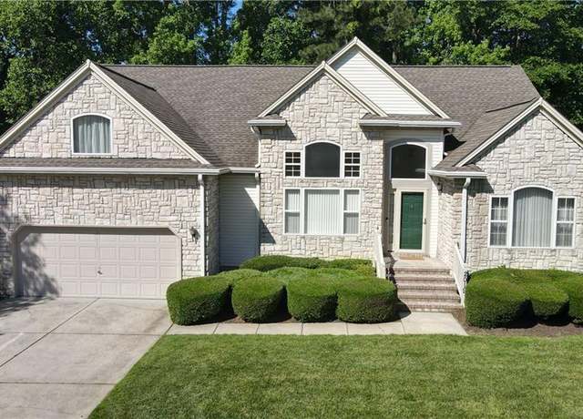 Property at 2019 River Pearl Way, Chesapeake, VA 23321, 4 beds, 2 baths