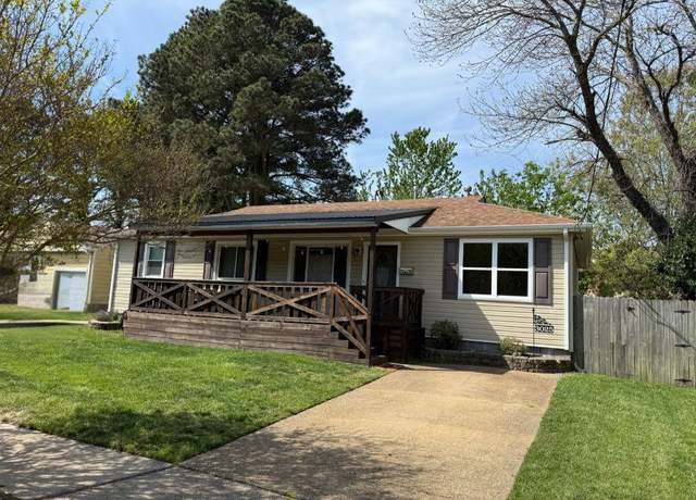 Property at 3025 Dayton Ct, Norfolk, VA 23513, 3 beds, 2 baths