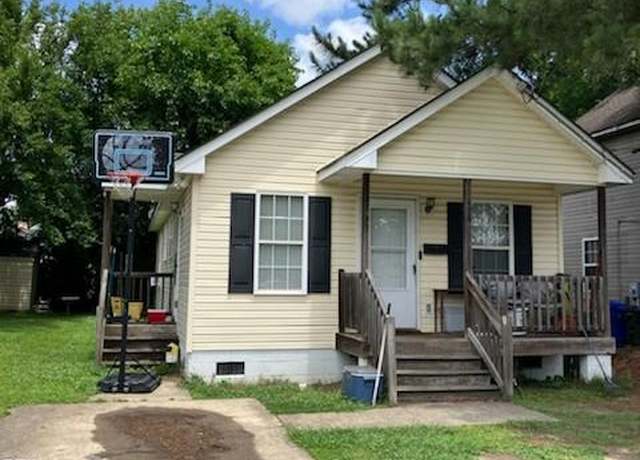 Property at 204 Woodrow Ave, Suffolk, VA 23434, 3 beds, 1 bath