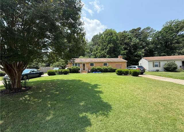 Property at 107 Carver Pl, Yorktown, VA 23692, 3 beds, 2 baths