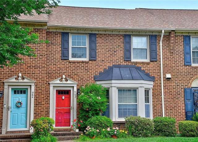 Property at 962 Colonial Meadows Way, Virginia Beach, VA 23454, 3 beds, 2.5 baths