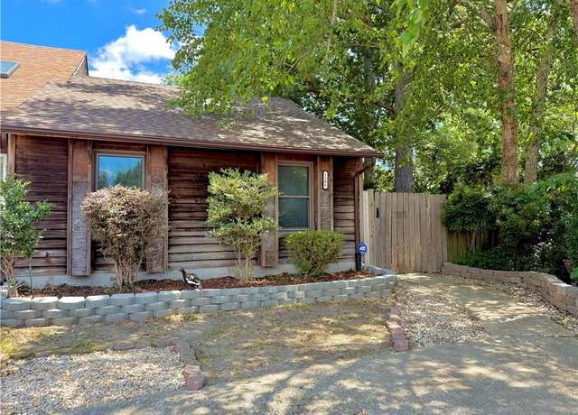 Property at 1306 Elk Ct, Virginia Beach, VA 23464, 3 beds, 2 baths