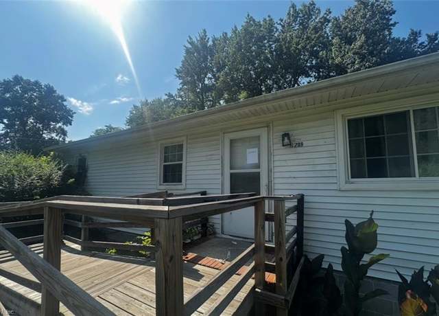 Property at 16209 Smithfield Heights Dr, Smithfield, VA 23430, 3 beds, 1 bath