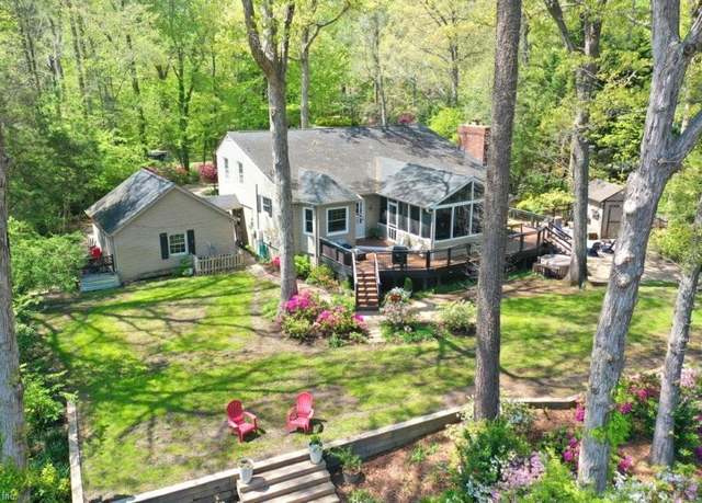 Property at 836 Spigel Dr S, Virginia Beach, VA 23454, 4 beds, 3 baths