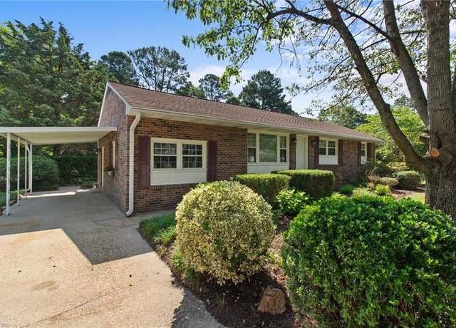 Property at 1006 Showalter Rd, Yorktown, VA 23692, 4 beds, 1.5 baths