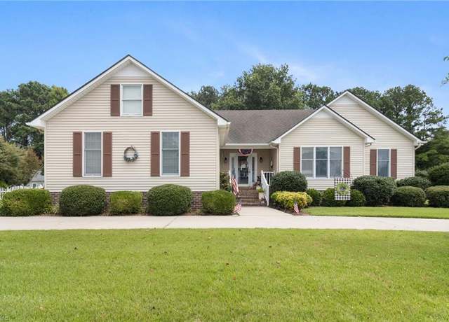 Property at 118 Golf Club Dr, Elizabeth City, NC 27909, 3 beds, 2.5 baths