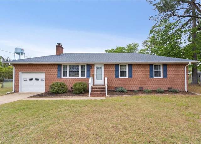 Property at 1001 Magruder Rd, Smithfield, VA 23430, 3 beds, 1.5 baths