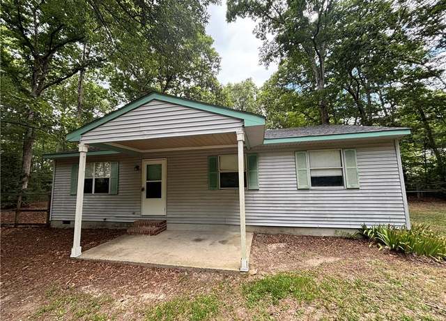 Property at 8093 Willis Rd, Gloucester, VA 23061, 3 beds, 2 baths