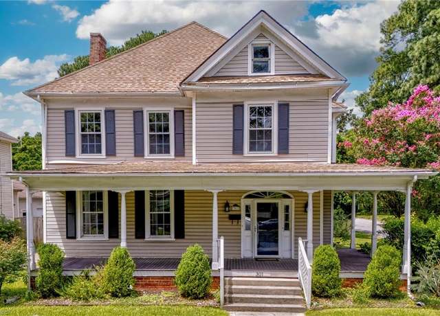 Property at 301 Linden Ave, Suffolk, VA 23434, 4 beds, 2.5 baths