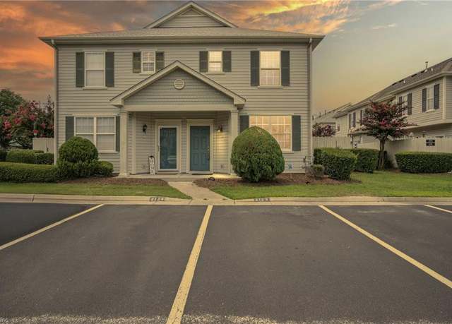 Property at 1424 Hambledon Loop #191, Chesapeake, VA 23320, 2 beds, 2.5 baths
