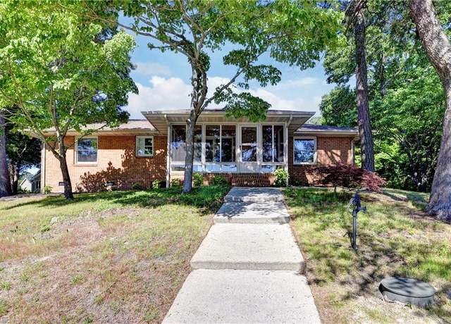 Property at 3631 Lighthouse Ln, Hayes, VA 23072, 3 beds, 2 baths