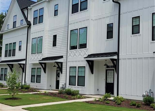 Property at 904 Billy O'brien Ln, Chesapeake, VA 23322, 4 beds, 3.5 baths