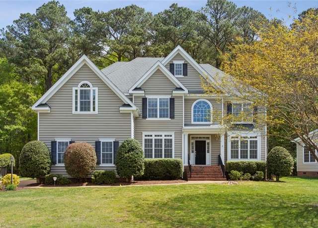 Property at 13385 Country Walk Cir, Carrollton, VA 23314, 5 beds, 4 baths