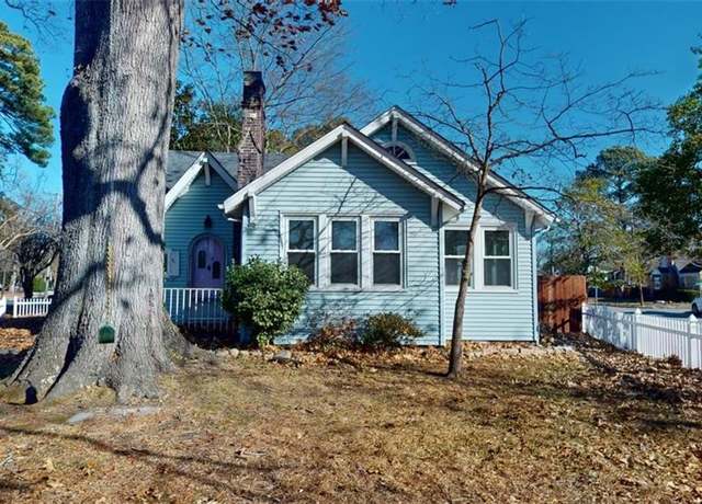 Property at 114 Ericsson St, Portsmouth, VA 23702, 3 beds, 2 baths