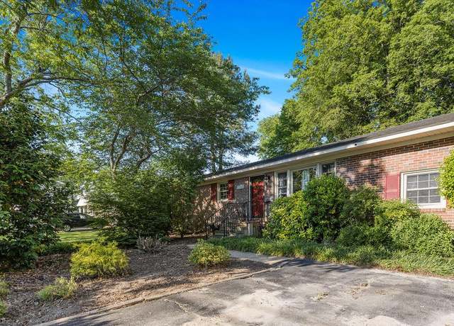 Property at 902 Rebecca St, Franklin, VA 23851, 3 beds, 2 baths