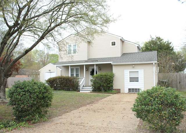Property at 3 Lancelot Ct, Newport News, VA 23602, 3 beds, 2.5 baths