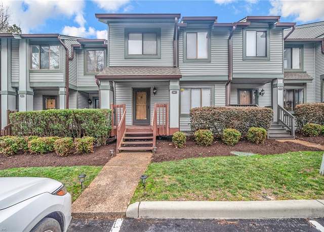 Property at 367 Bridgewater Dr, Newport News, VA 23603, 2 beds, 2.5 baths