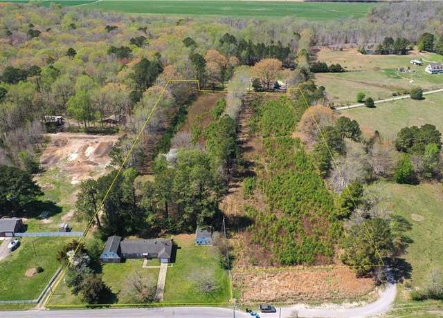 Property at 2808 W Gibbs Rd, Virginia Beach, VA 23457, 3 beds, 2 baths