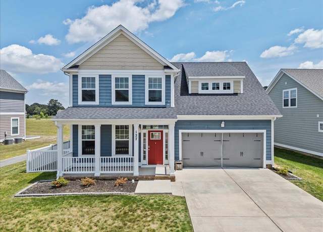 Property at 127 Brookside Ln, Suffolk, VA 23434, 4 beds, 2.5 baths