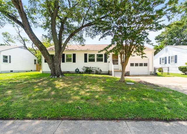 Property at 16 Clemwood Pkwy, Hampton, VA 23669, 3 beds, 2 baths