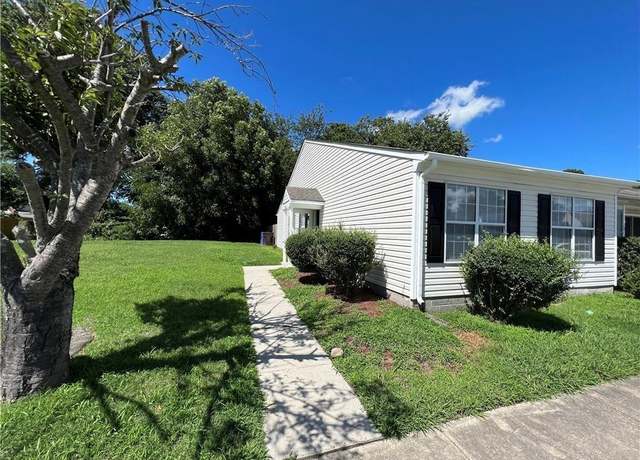 Property at 2824 Eric Ct, Chesapeake, VA 23323, 3 beds, 2 baths