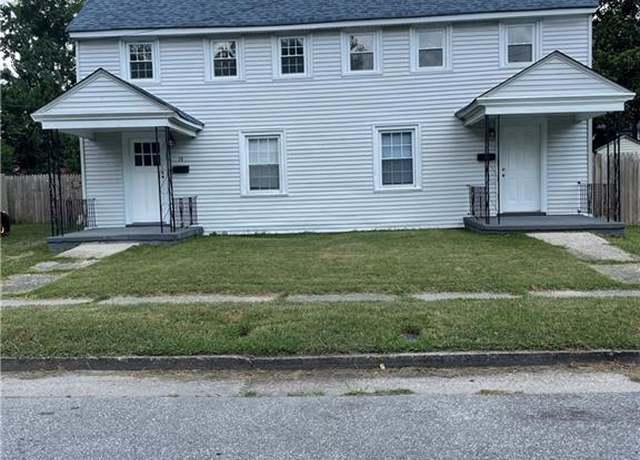 Property at 76 Decatur St, Portsmouth, VA 23702, 6 beds, 2 baths