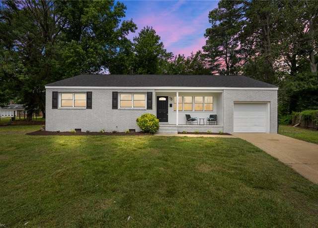 Property at 13 Cortez Ct, Hampton, VA 23666, 4 beds, 2 baths