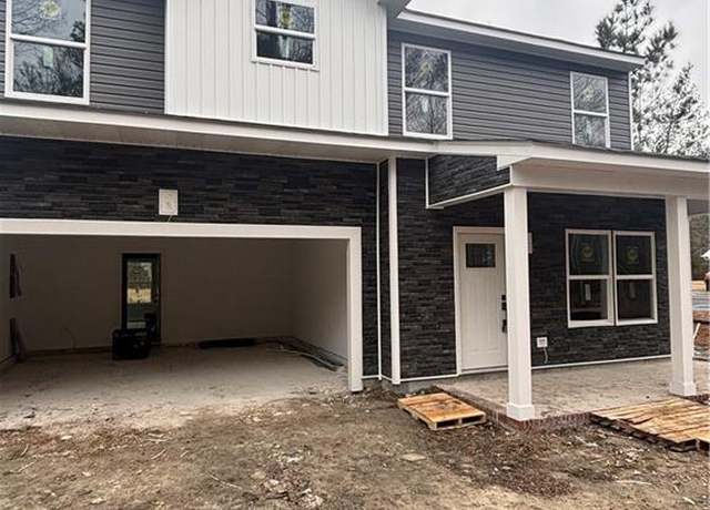 Property at 2084 Millville Rd, Chesapeake, VA 23323, 5 beds, 3 baths