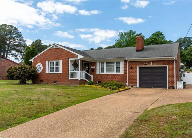 Property at 108 Bayberry Dr, Newport News, VA 23601, 4 beds, 4 baths