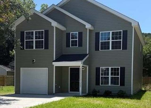 Property at 2807 Eustis Ave, Chesapeake, VA 23325, 4 beds, 2.5 baths