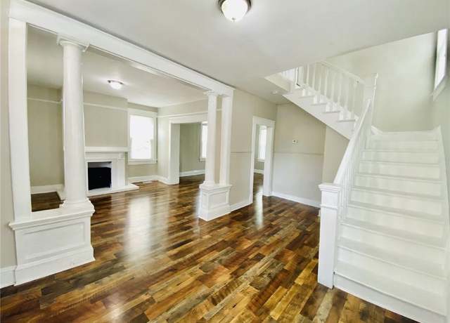 Property at 1034 W 35th St, Norfolk, VA 23508, 4 beds, 1.5 baths