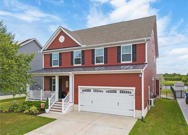 Property at 828 Olmstead St, Chesapeake, VA 23323, 5 beds, 3.5 baths