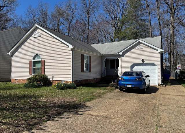 Property at 36 Crestwood Dr, Newport News, VA 23601, 3 beds, 2 baths