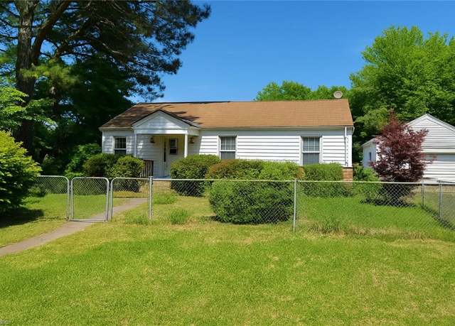 Property at 1 Easton St, Portsmouth, VA 23702, 3 beds, 1 bath