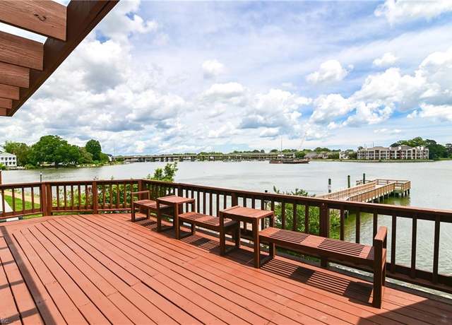 Property at 166 Mill Point Dr, Hampton, VA 23669, 4 beds, 2.5 baths