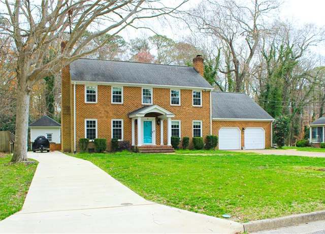 Property at 4 Willis Dr, Newport News, VA 23606, 5 beds, 2.5 baths