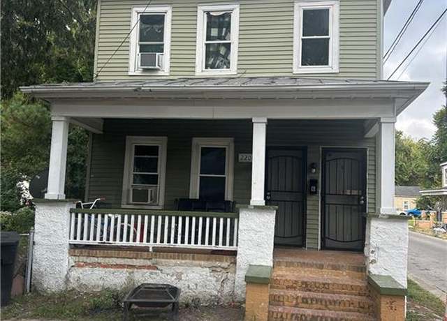 Property at 2200 Pearl St, Portsmouth, VA 23704, 4 beds, 2 baths