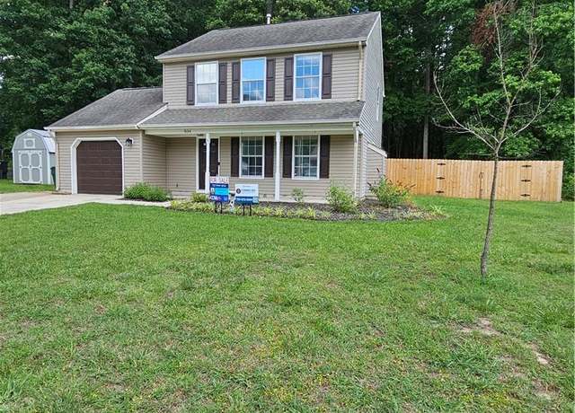 Property at 834 Haskins Dr, Suffolk, VA 23434, 3 beds, 2.5 baths