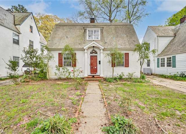 Property at 50 Hopkins St, Newport News, VA 23601, 3 beds, 1.5 baths